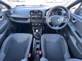 Used Renault Clio for sale - 76029738: Photo 2