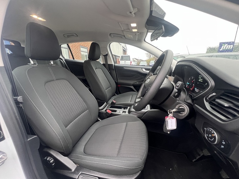 Used Ford Focus 2019 for sale - 76482587: Photo 3
