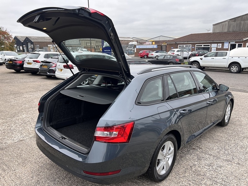 Used Skoda Superb for sale - 76299786: Photo 18