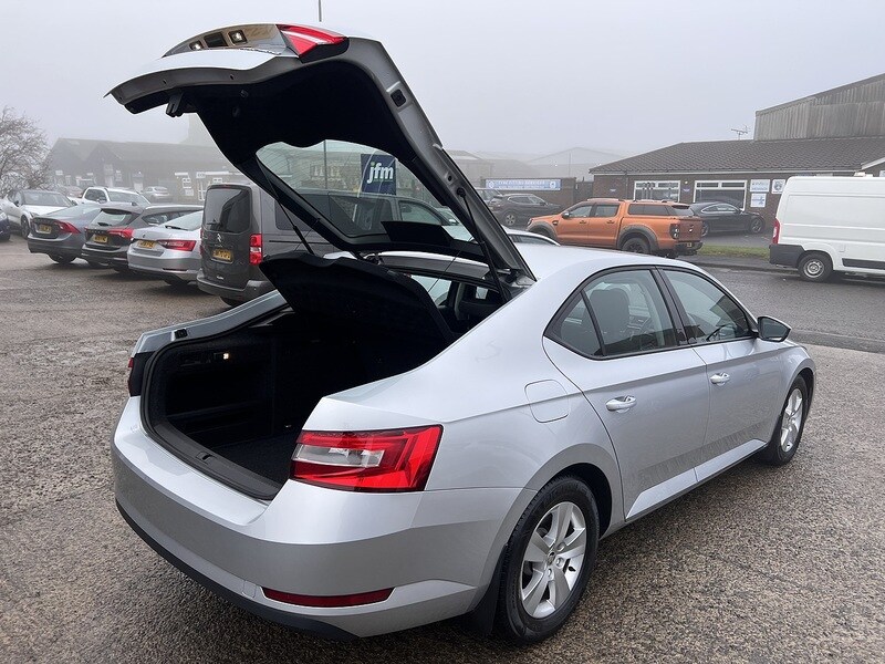 Used Skoda Superb for sale - 77370292: Photo 18