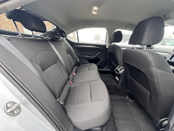 Used Skoda Superb 2018 for sale - 77370292: Photo