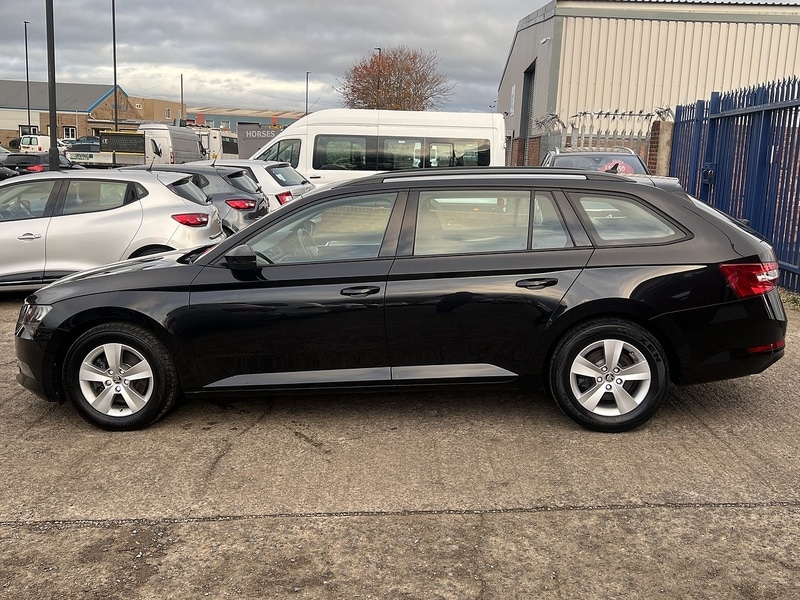 Used Skoda Superb 2025 for sale - 76454881: Photo 9