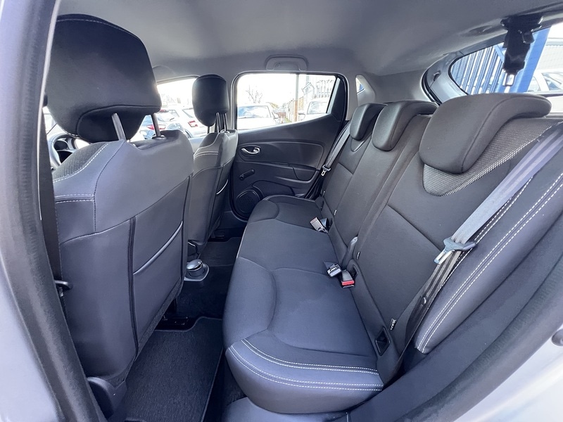 Used Renault Clio 2025 for sale - 76582954: Photo 15