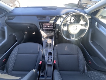 Used Skoda Octavia 2019 for sale - 78710453: Photo