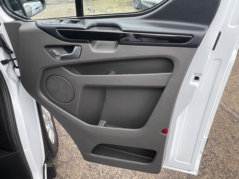 Used Ford Tourneo Custom for sale - 77765933: Photo 18