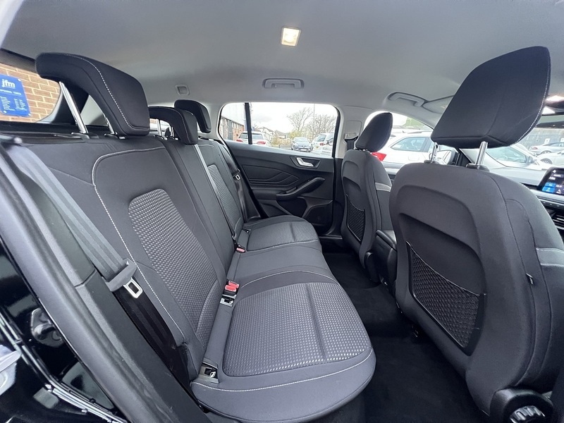 Used Ford Focus 2025 for sale - 76751480: Photo 4