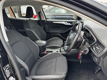 Used Ford Focus 2019 for sale - 78371568: Photo