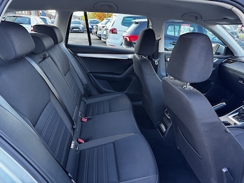 Used Skoda Octavia 2020 for sale - 76368331: Photo