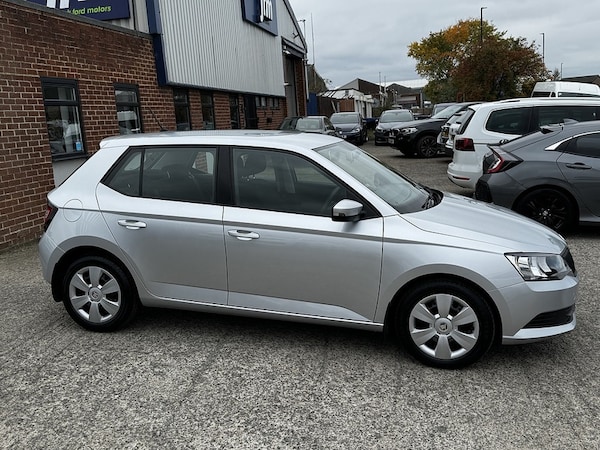 Used Skoda Fabia 2016 for sale - 76304480: Photo 5