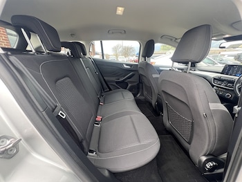 Used Ford Focus 2026 for sale - 77947100: Photo