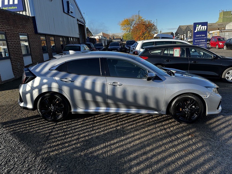 Used Honda Civic 2019 for sale - 76346079: Photo 11