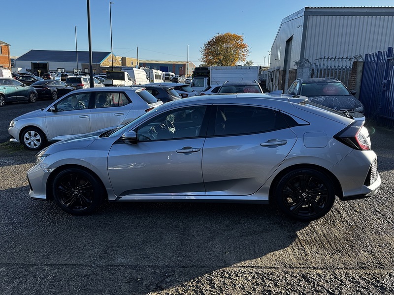 Used Honda Civic 2019 for sale - 76346079: Photo 15