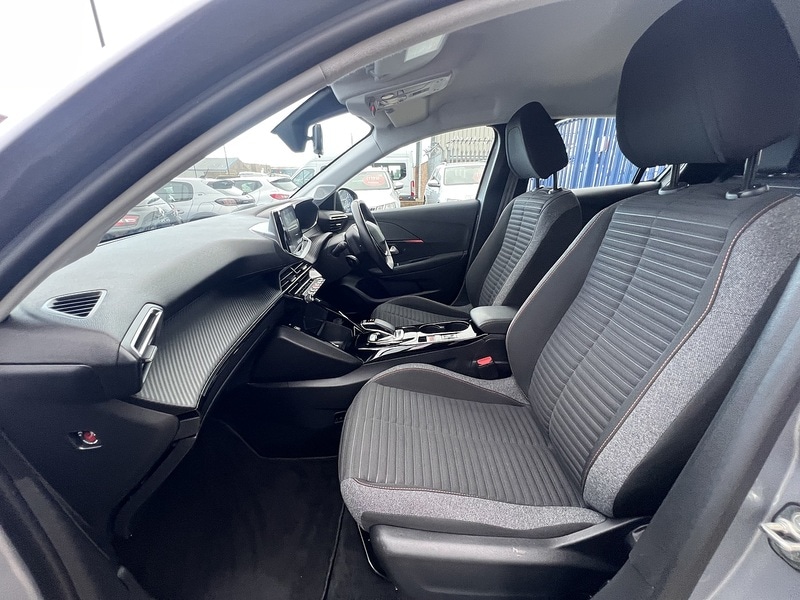 Used Peugeot 208 2025 for sale - 76748909: Photo 15