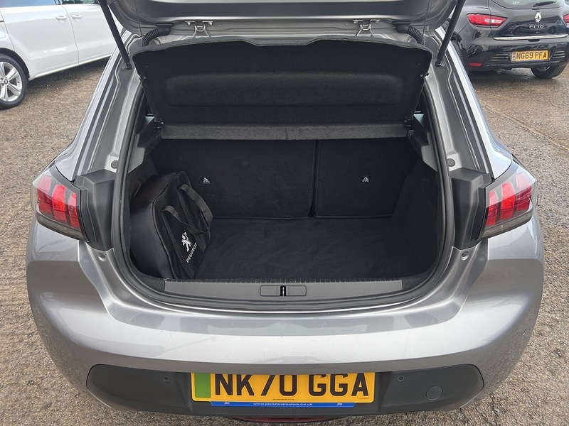 Used Peugeot 208 2025 for sale - 76748909: Photo 17