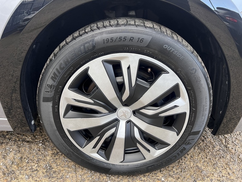 Used Peugeot 208 2025 for sale - 76748909: Photo 20