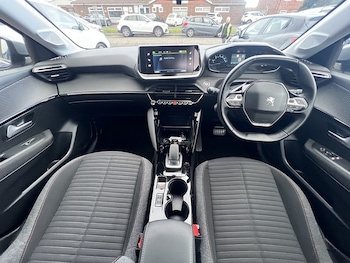 Used Peugeot 208 2025 for sale - 76748909: Photo