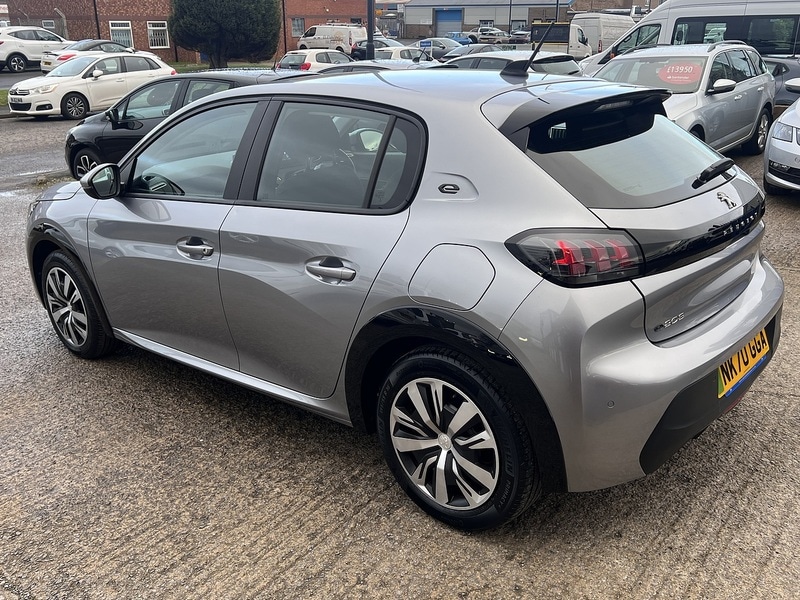 Used Peugeot 208 2025 for sale - 76748909: Photo 9