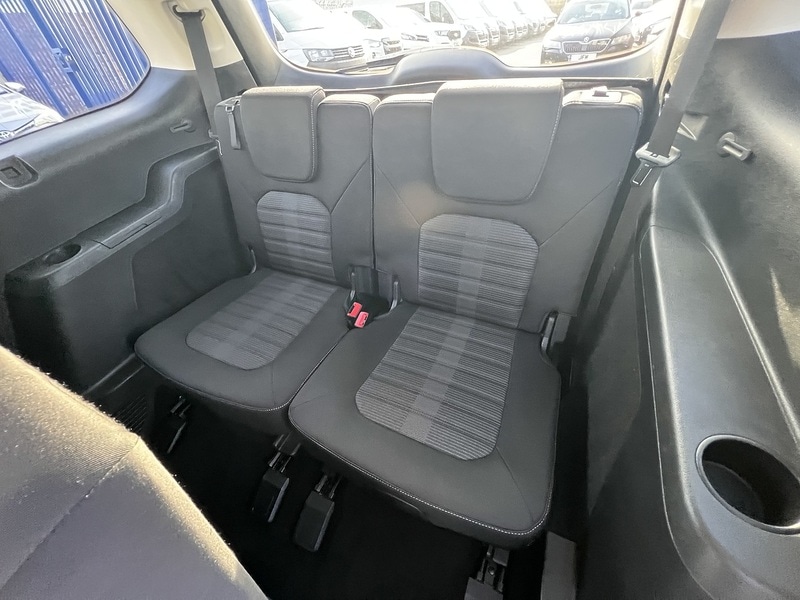 Used Ford Galaxy 2025 for sale - 76520856: Photo 17