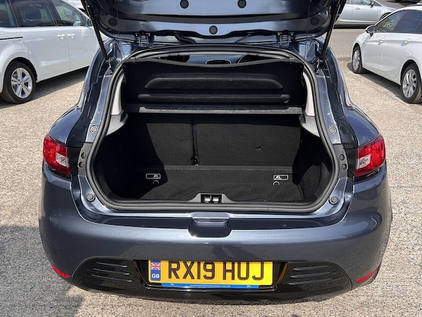 Used Renault Clio 2019 for sale - 75662456: Photo 17