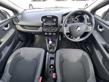 Used Renault Clio 2025 for sale - 75662456: Photo