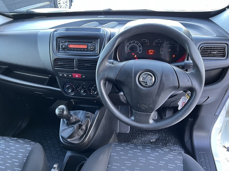 Used Vauxhall Combo 2017 for sale - 77118262: Photo 11