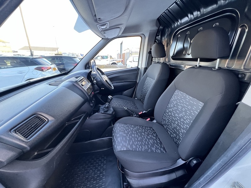 Used Vauxhall Combo 2017 for sale - 77118262: Photo 13