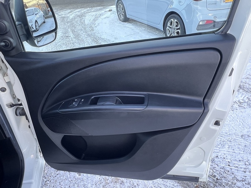 Used Vauxhall Combo 2017 for sale - 77118262: Photo 14