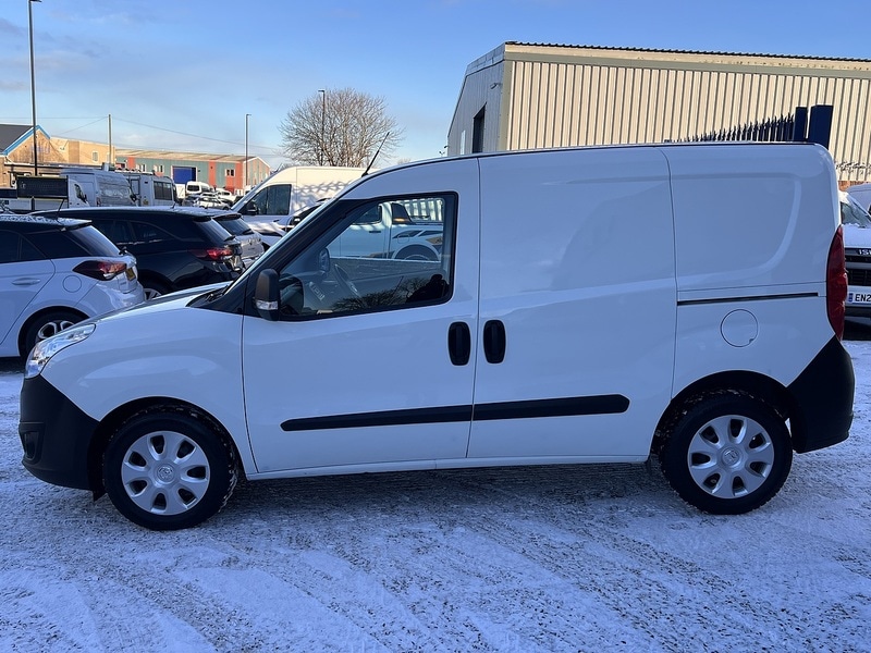 Used Vauxhall Combo 2017 for sale - 77118262: Photo 9