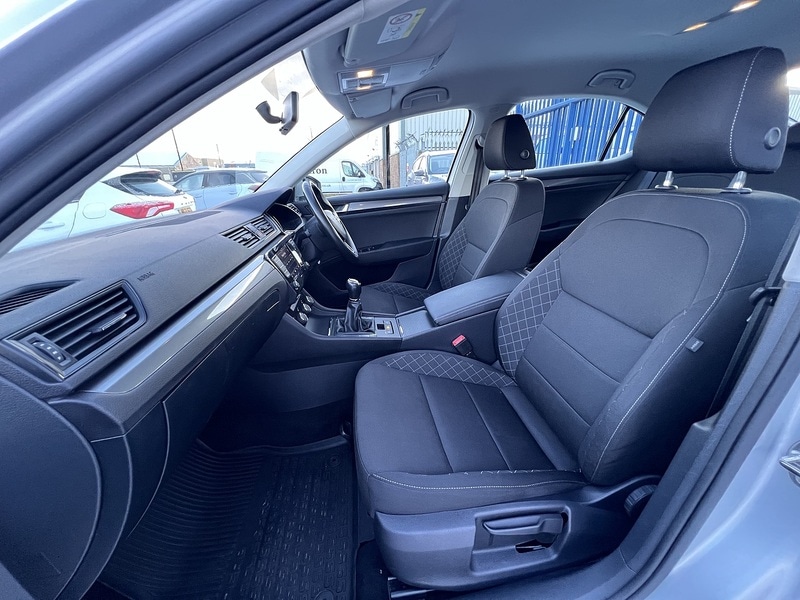 Used Skoda Superb 2025 for sale - 77172817: Photo 14