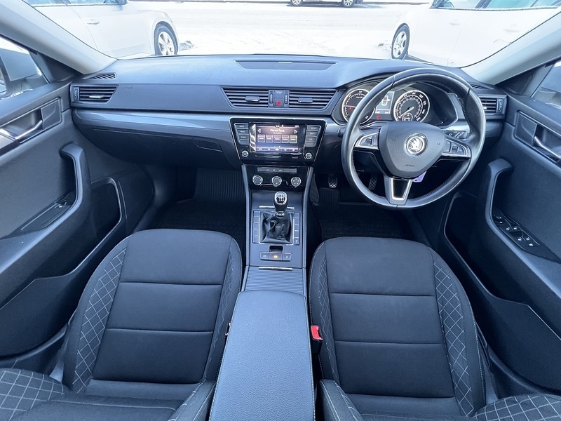 Used Skoda Superb 2025 for sale - 77172817: Photo 2