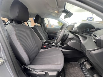 Used Peugeot E-208 2021 for sale - 75453996: Photo