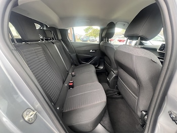 Used Peugeot E-208 2021 for sale - 75453996: Photo