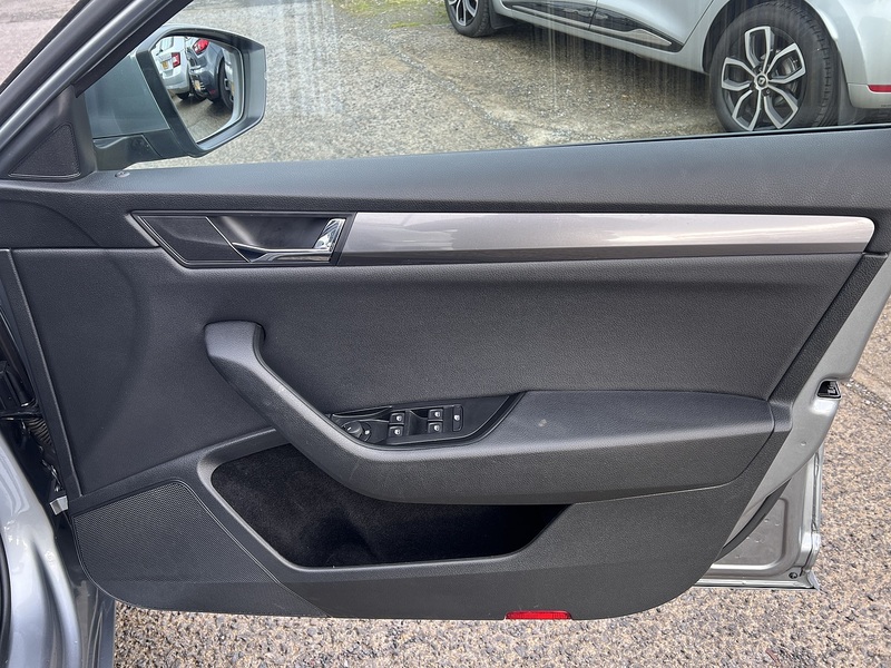 Used Skoda Superb 2025 for sale - 76454882: Photo 16