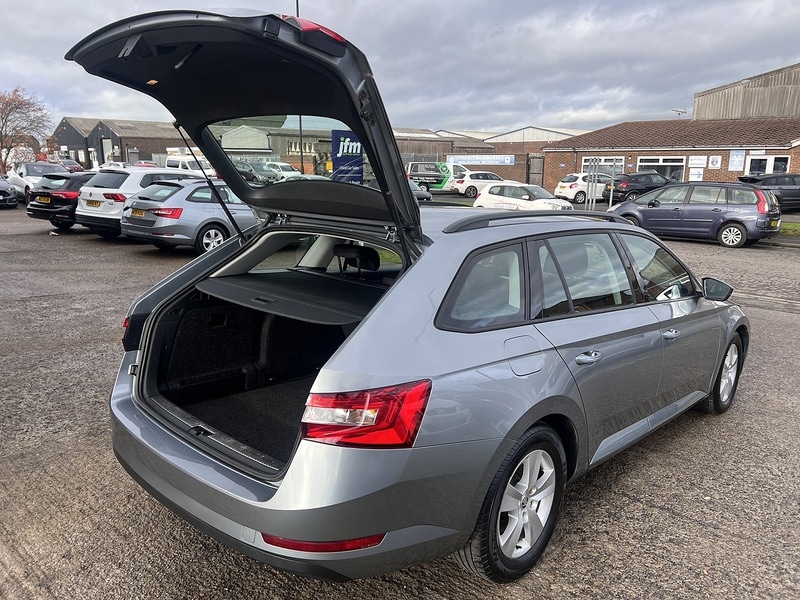 Used Skoda Superb 2025 for sale - 76454882: Photo 18