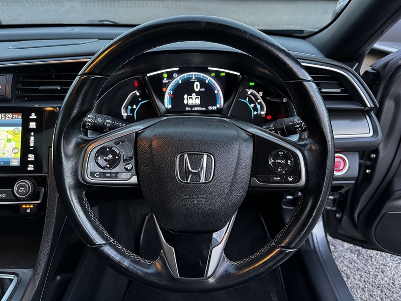 Used Honda Civic 2019 for sale - 76986548: Photo 11