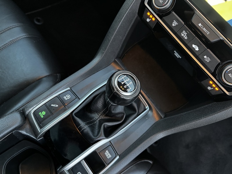 Used Honda Civic 2019 for sale - 76986548: Photo 15