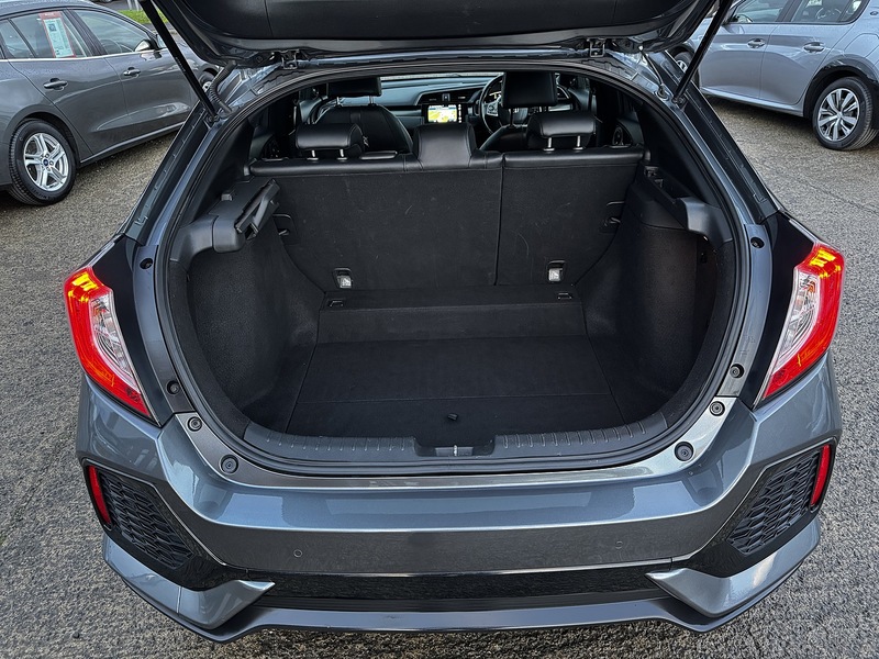 Used Honda Civic 2019 for sale - 76986548: Photo 16