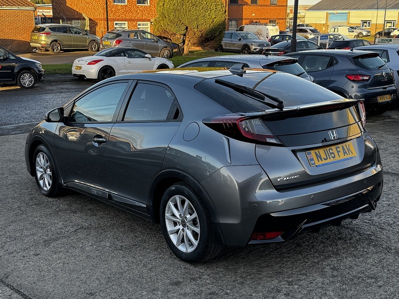 Used Honda Civic 2016 for sale - 76482586: Photo 13