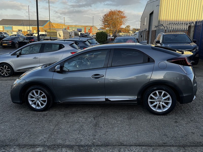 Used Honda Civic 2016 for sale - 76482586: Photo 14