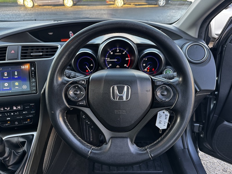 Used Honda Civic 2016 for sale - 76482586: Photo 4