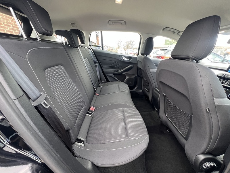 Used Ford Focus for sale - 77891408: Photo 3