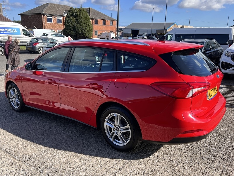 Used Ford Focus 2022 for sale - 76065092: Photo 9