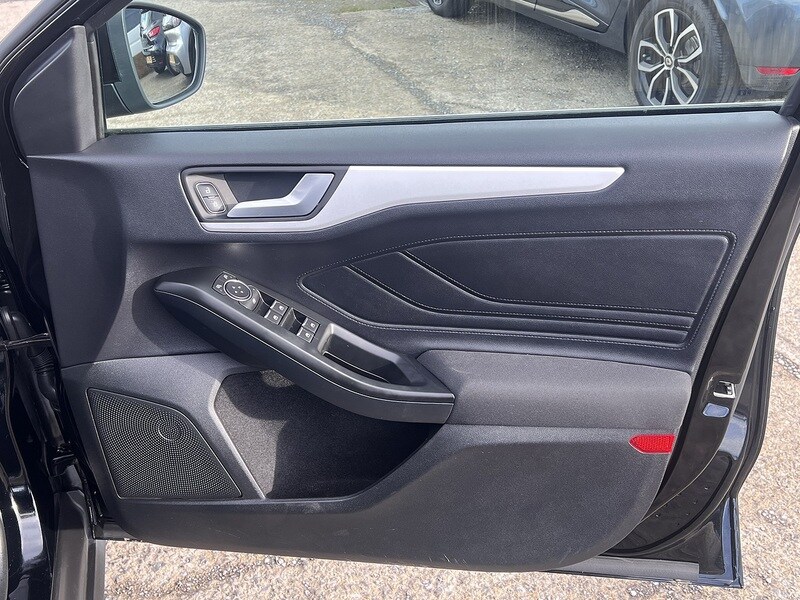 Used Ford Focus for sale - 77880619: Photo 14