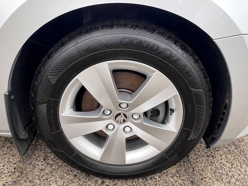 Used Skoda Superb 2025 for sale - 77038573: Photo 17