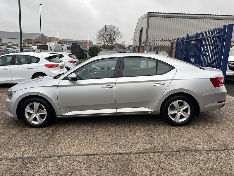 Used Skoda Superb 2025 for sale - 77038573: Photo 9