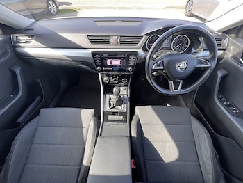 Used Skoda Superb 2019 for sale - 79032780: Photo