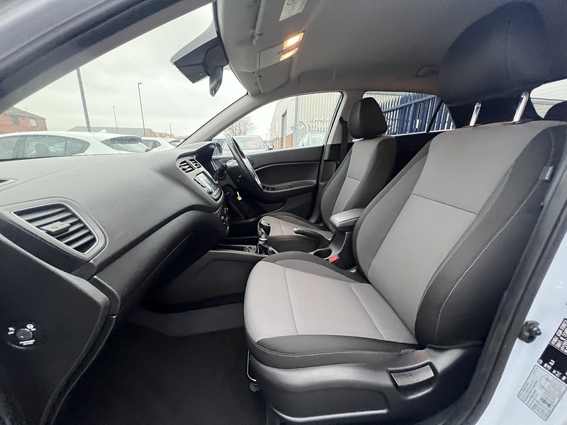 Used Hyundai i20 2020 for sale - 77046260: Photo 19