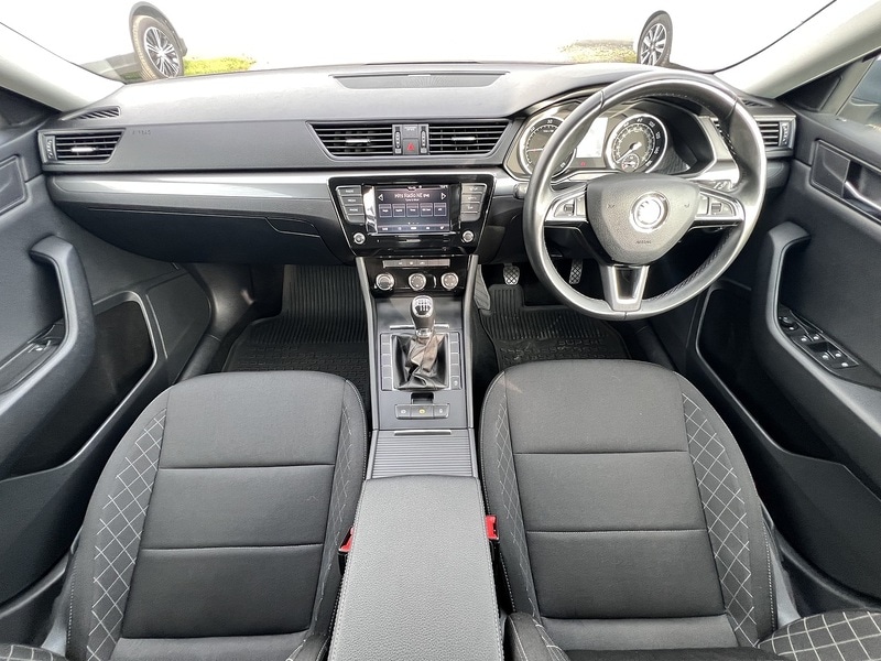 Used Skoda Superb for sale - 76093010: Photo 2