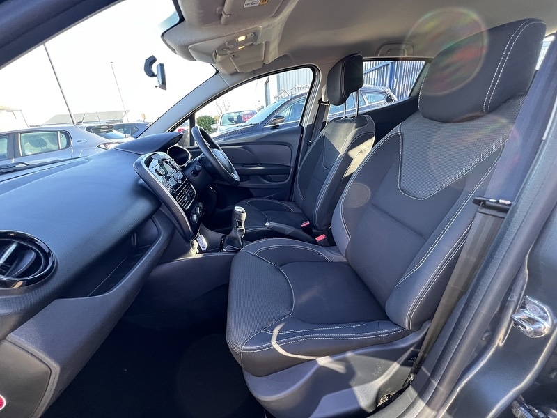 Used Renault Clio 2025 for sale - 77558352: Photo 15