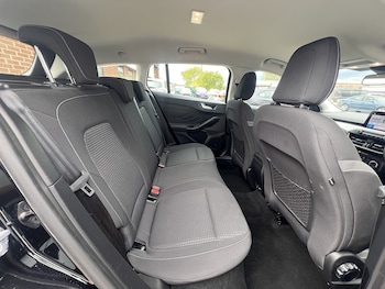 Used Ford Focus 2026 for sale - 78412795: Photo